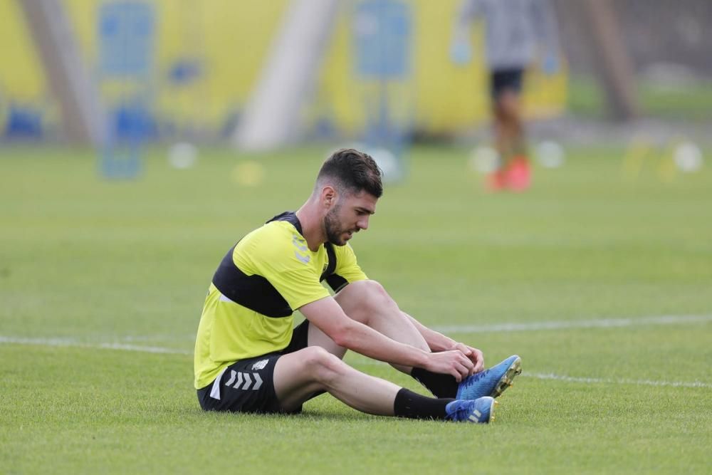 Primer entrenamiento de la UD Las Palmas en su fas