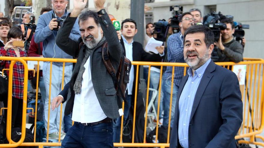 Jordi Sànchez i Jordi Cuixart responen la petició de la fiscalia reclamant la llibertat provisional