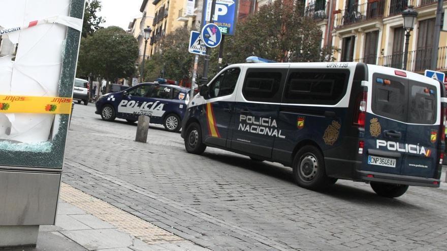 Interior abre una investigación de oficio sobre la detención en Madrid de dos inmigrantes