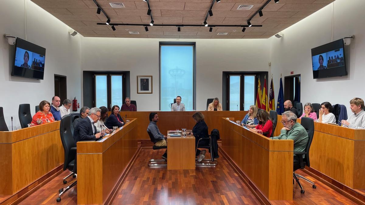 El plenoi extraordinario de esta mañana en el Ayuntamiento de Ibiza.