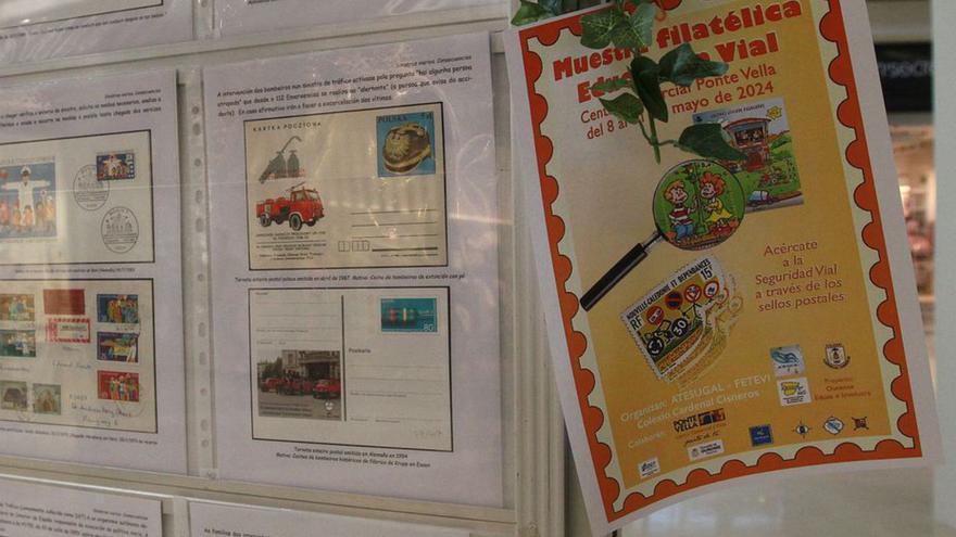 El Ponte Vella acoge la exposición de sellos “Mobilidade Segura” hecha por escolares