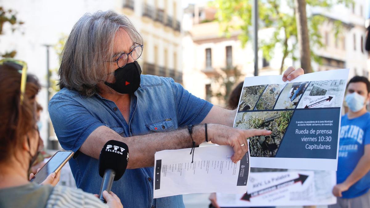 Manuel Ortega, portavoz, informa de la convocatoria.