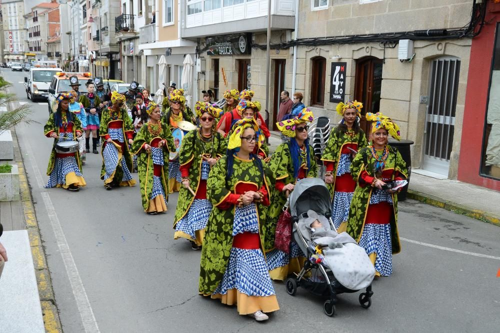 Los participantes en el Enterriño de Bueu.