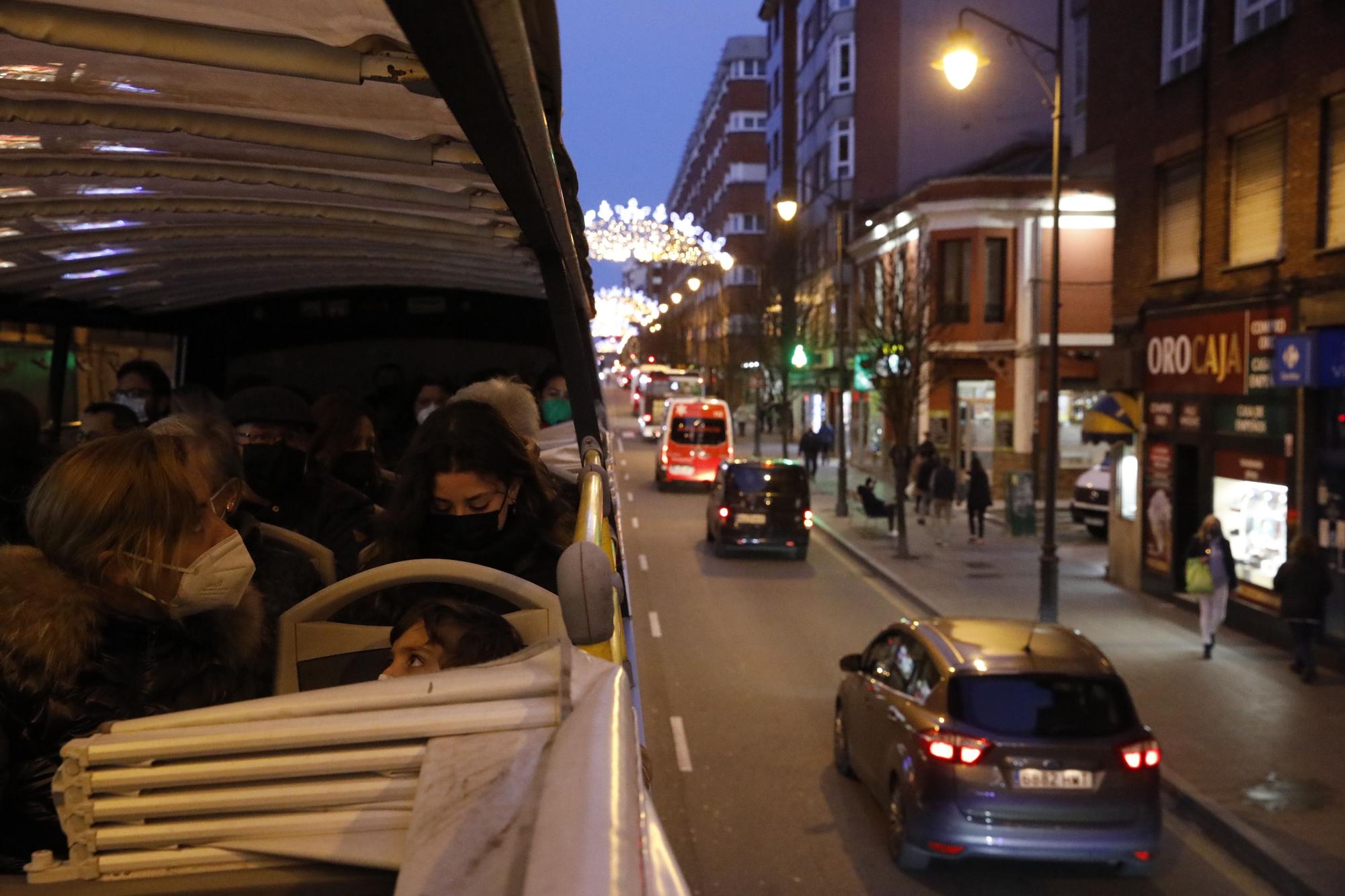 El recorrido del Navibús por los barrios, en imágenes