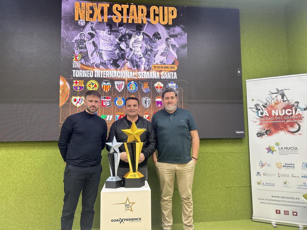 Presentación del evento con Alex Pla, director Torneo, Javier Tárraga representante de Goal Xperience y Bernabé Cano, alcalde de La Nucía.