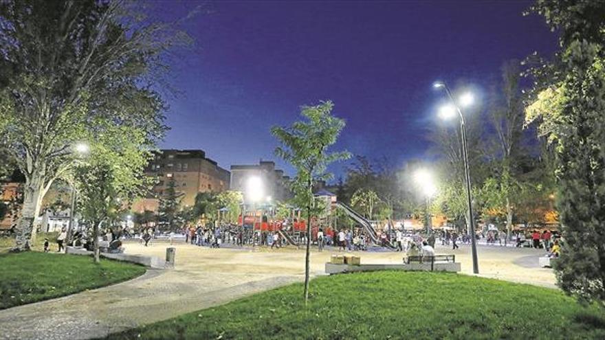 La oposición de Badajoz quiere que el ahorro en el alumbrado led vaya a las pedanías