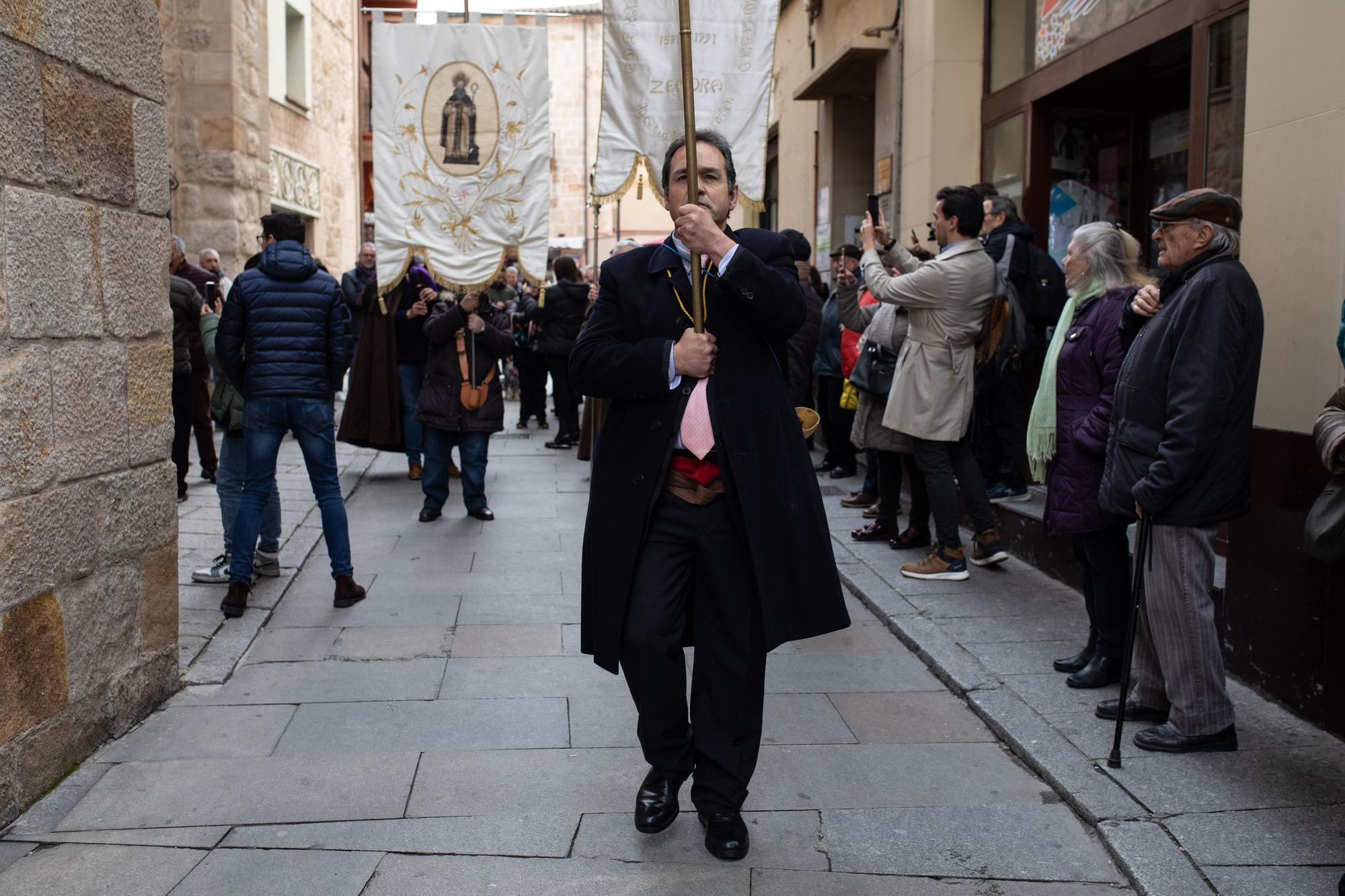 Los animales reciben la bendición por San Antón en Zamora