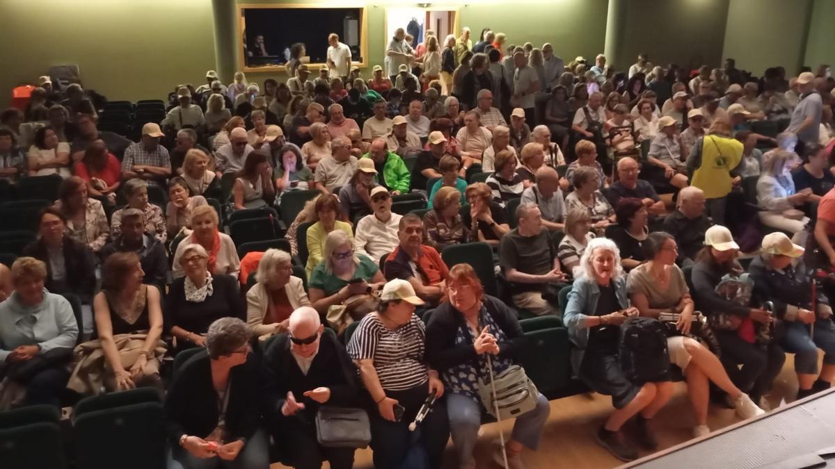 Asistentes al encuentro de la ONCE
