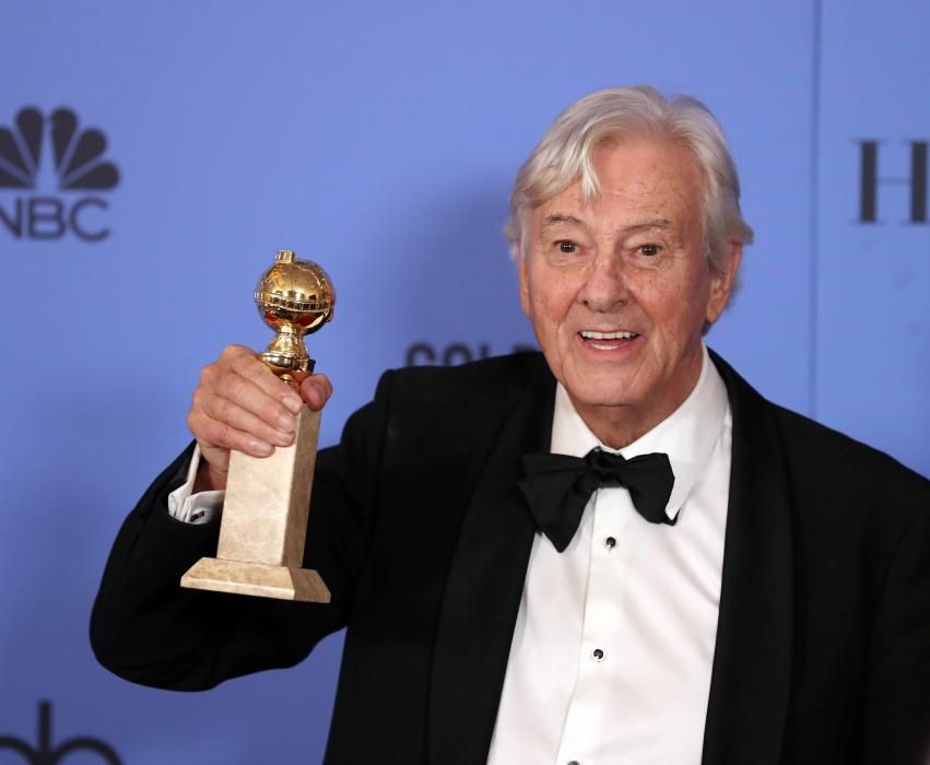 Press Room - 74th Golden Globe Awards