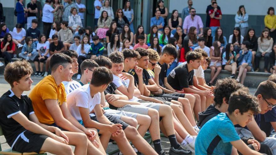 No faltó una exhibición de baile durante los actos. | I. Abella