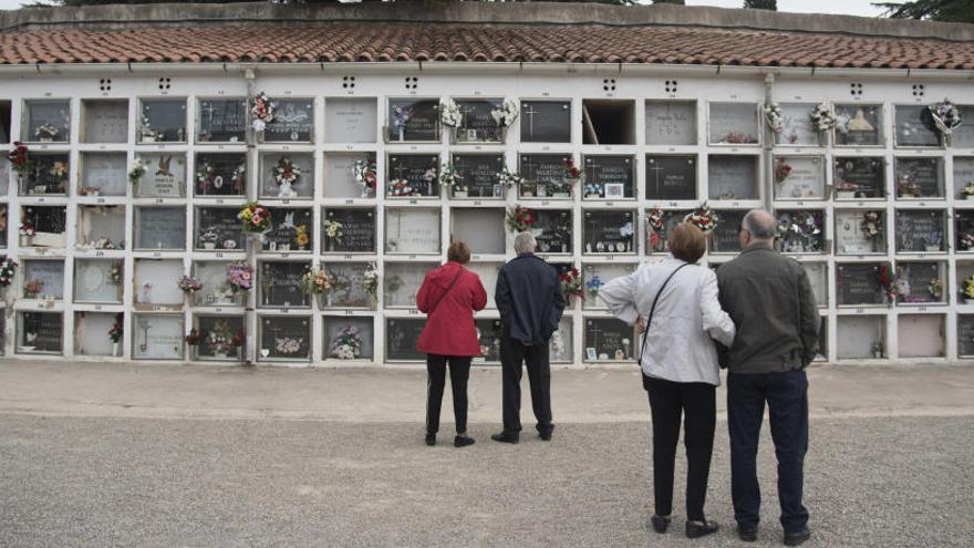 Imatge d&#039;arxiu del cementiri municipal de Manresa per Tots Sants.