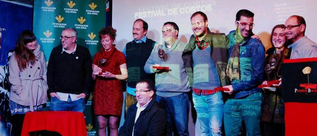 Organizadores y premiados en el último festival de cortos &quot;Bocanegra&quot;, en 2012.