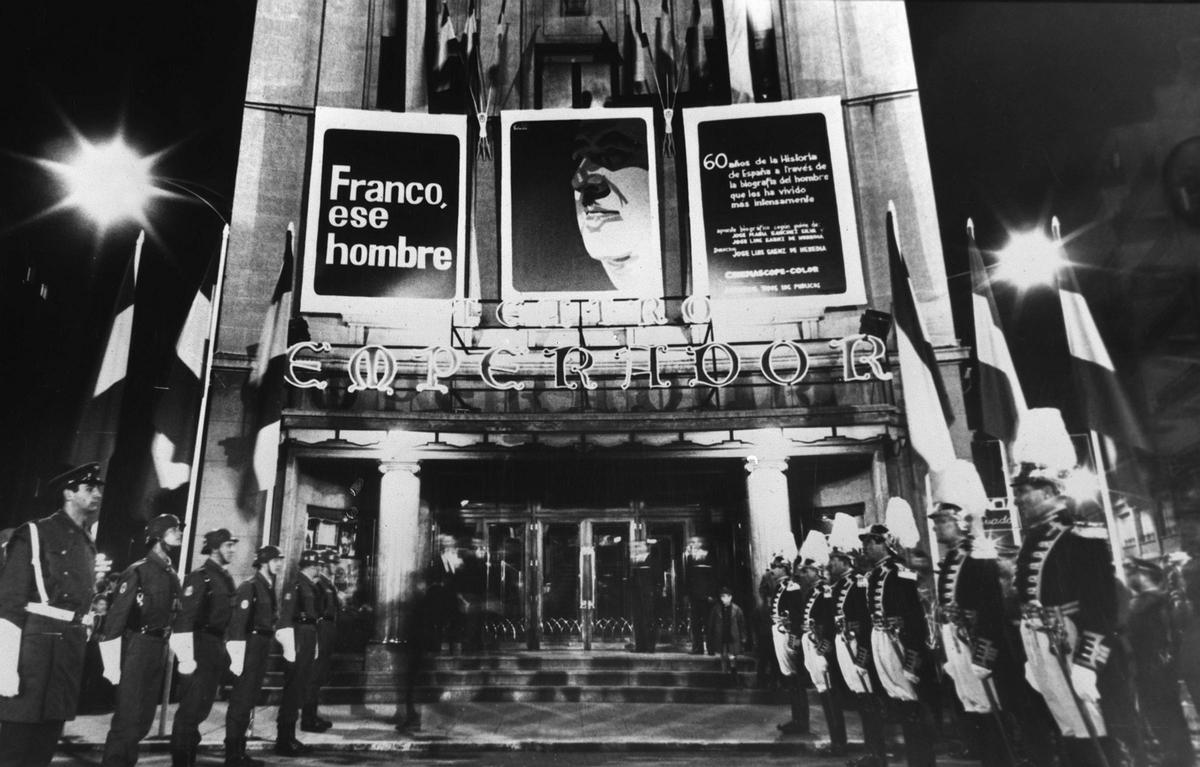 Franco quiso controlar el cine, que ahora le retrata como siniestro y acomplejado