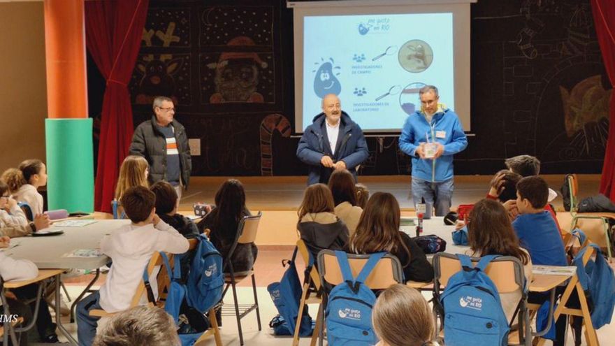 Escolares del Ben-Cho-Shey aprenden a calcular el gasto de agua del colegio