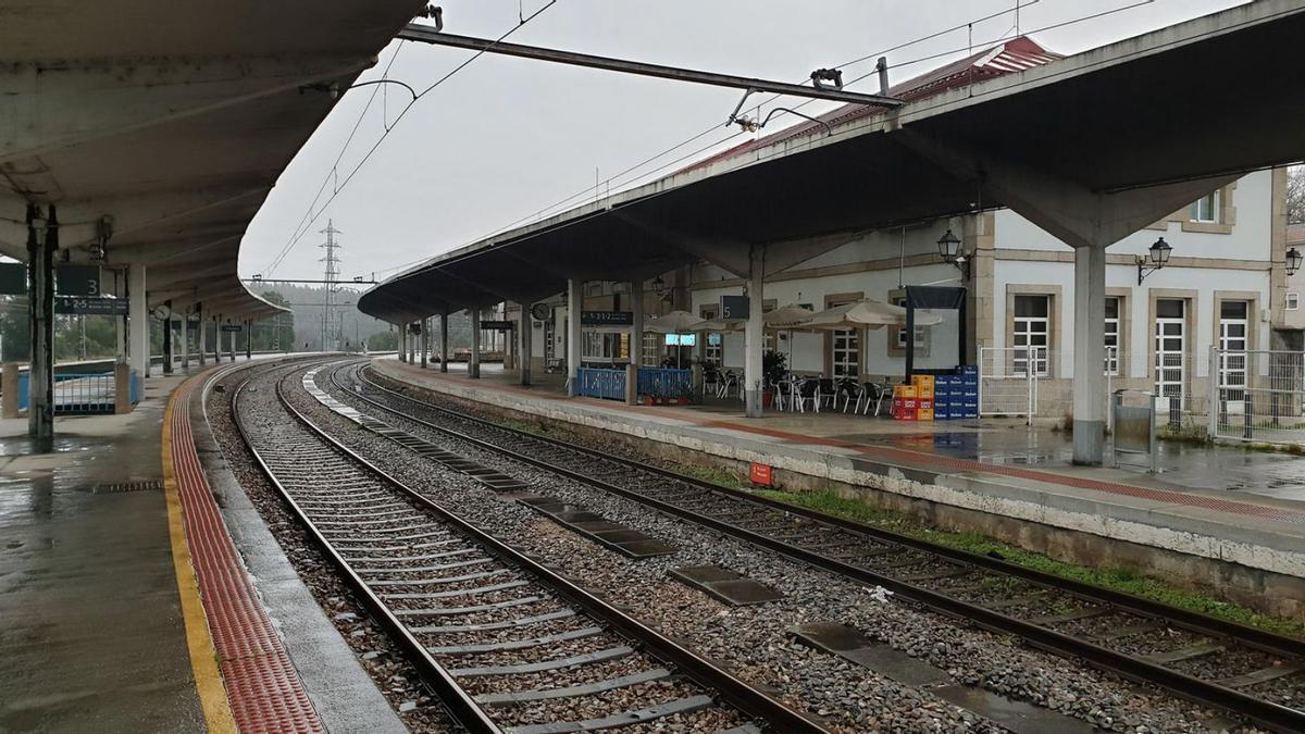 Vías y estación de tren de Redondela en una imagen de archivo.