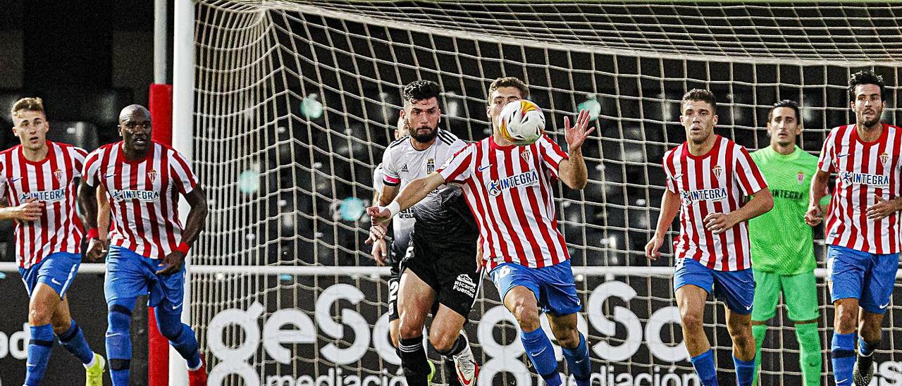 Por la izquierda, Bogdan, Babin, Pablo Vázquez, Gragera, Nacho Méndez, Mariño y Marc Valiente.