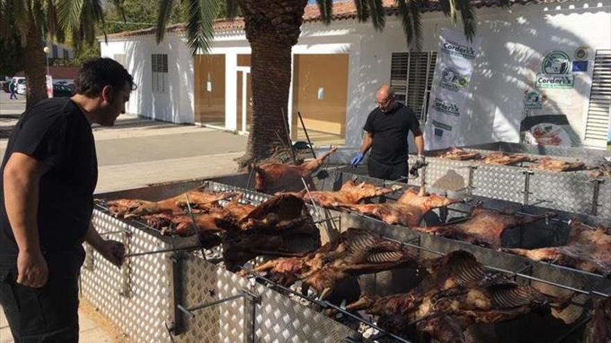 Durante el encuentro deportivo se degustará cordero asado al carbón