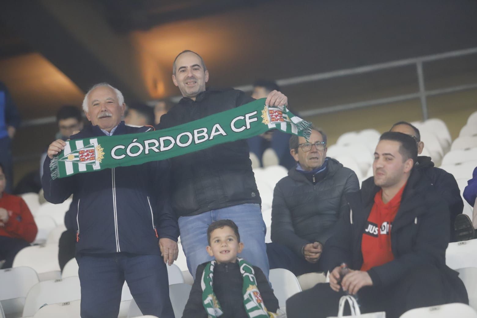 Córdoba CF-Atlético de Madrid B: las imágenes de la afición blanquiverde