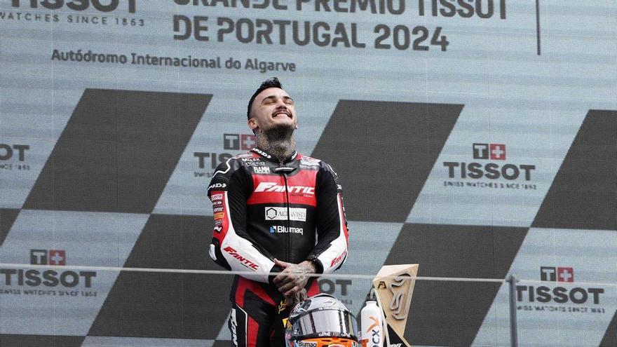 Arón Canet, primera victoria en Moto2 once años después