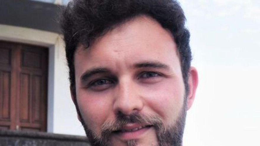 Alejandro Pérez-Olivares.
