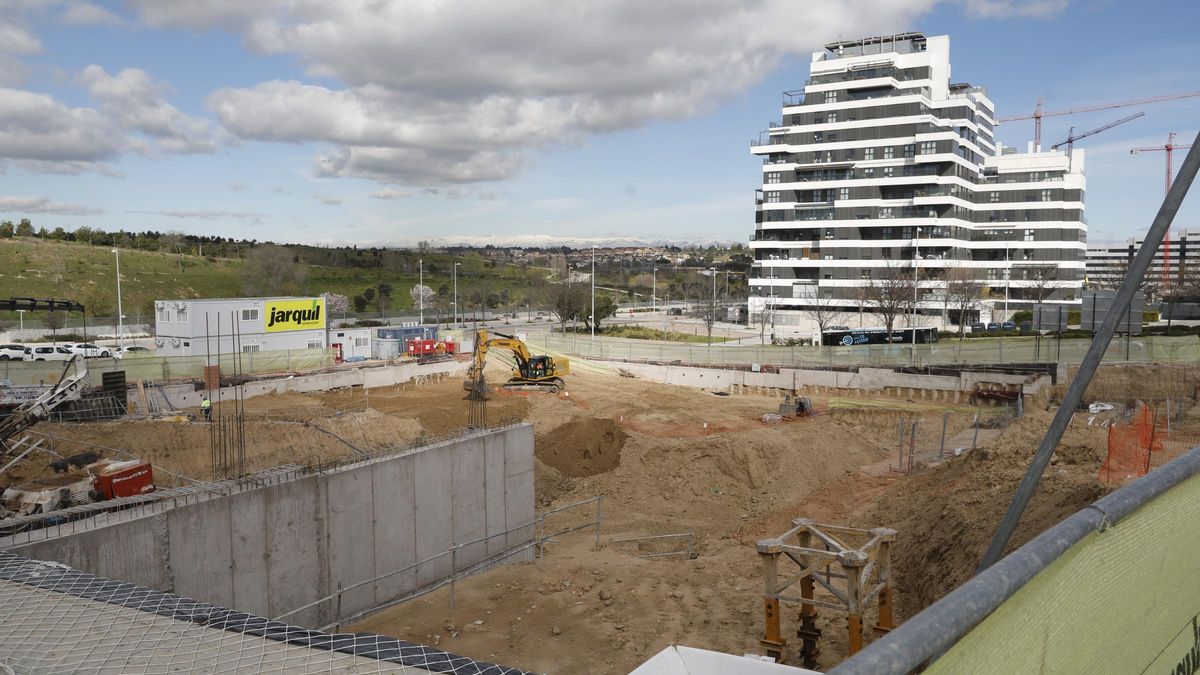 Imagen de la parcela en obras en Valdebebas.