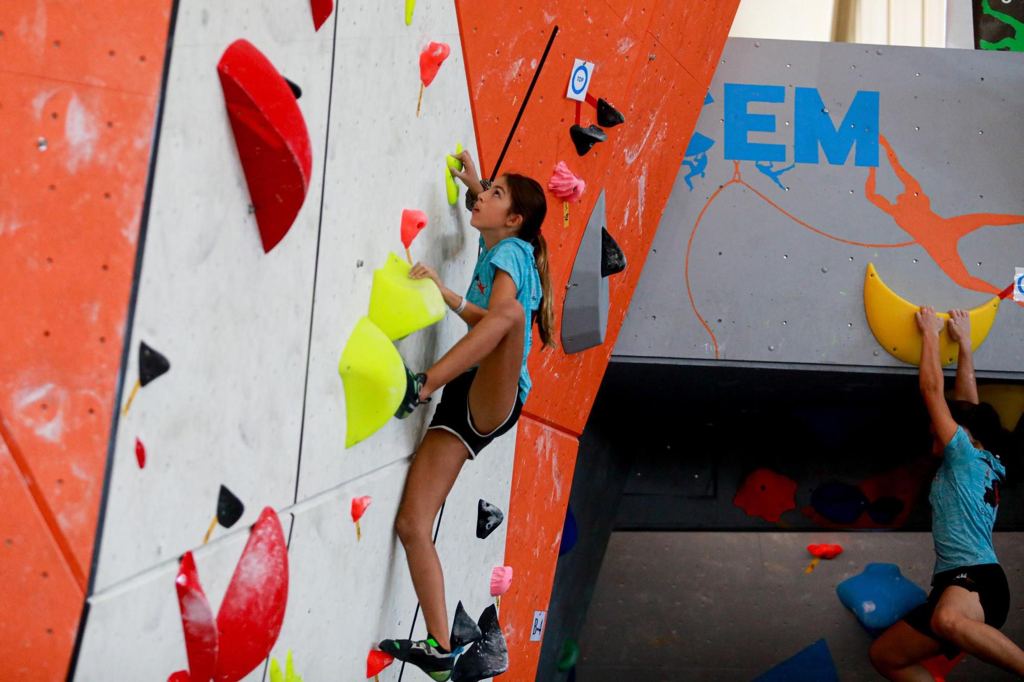 Todas las imágenes del campeonato de escalada en es Viver