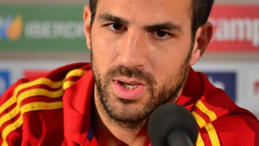 Fabregas: &quot;Casillas es un gran capitán&quot;