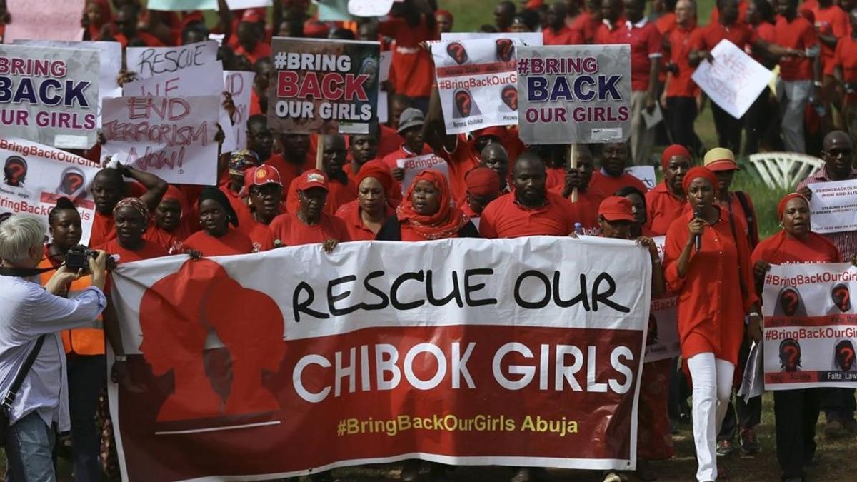 Un grupo de manifestantes en Abuja por la liberación de las 219 chicas de Chibok, poco después de su secuestro el 14 de abril del 2014.
