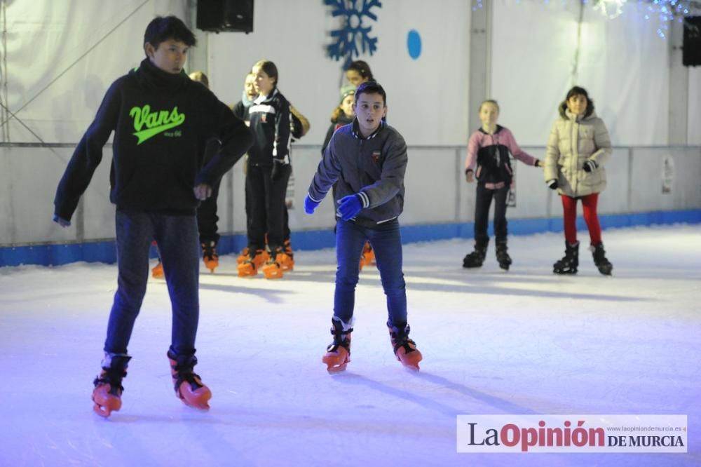 ¡Ya es Navidad en Murcia! Con pista de hielo inclu