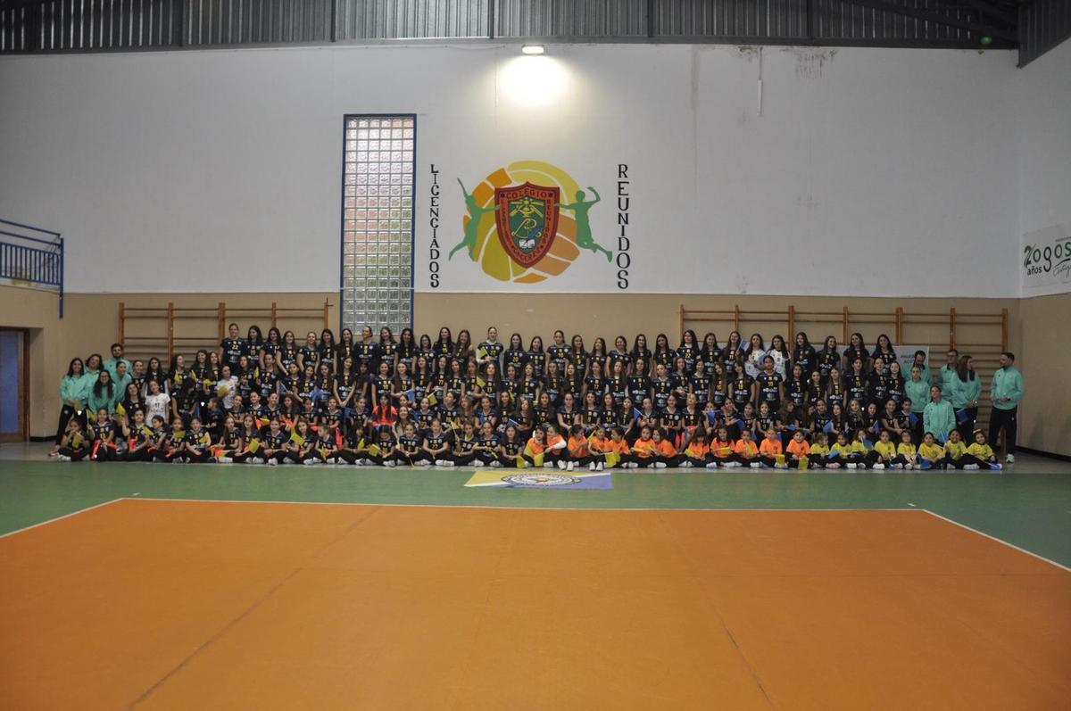 La cantera, en una espectacular imagen en el pabellón del Licenciados Reunidos.