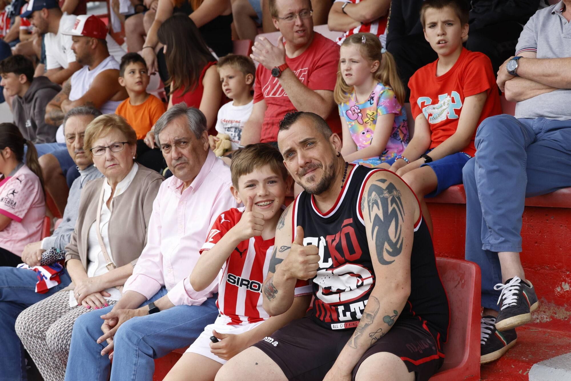 Mareo. Inicio de los entrenamientos del Sporting. A ves si nos dejan hacer las clásicas fotos de plantilla, los nuevos, los canteranos, el cuerpo técnico