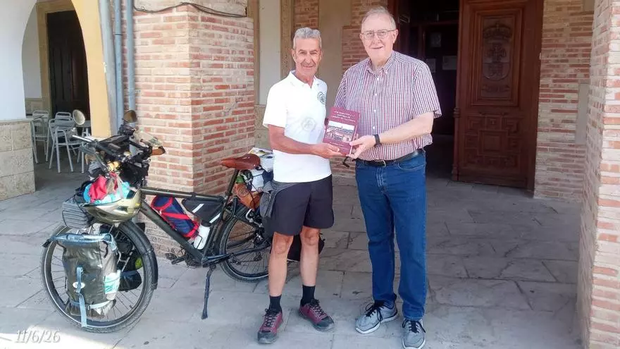 Una ciclista de Llaurí recorre 650 km para vincular las cuatro grandes órdenes medievales de España