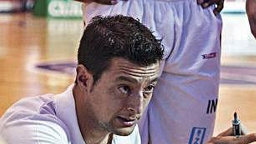 El técnico zamorano Saulo Hernández.
