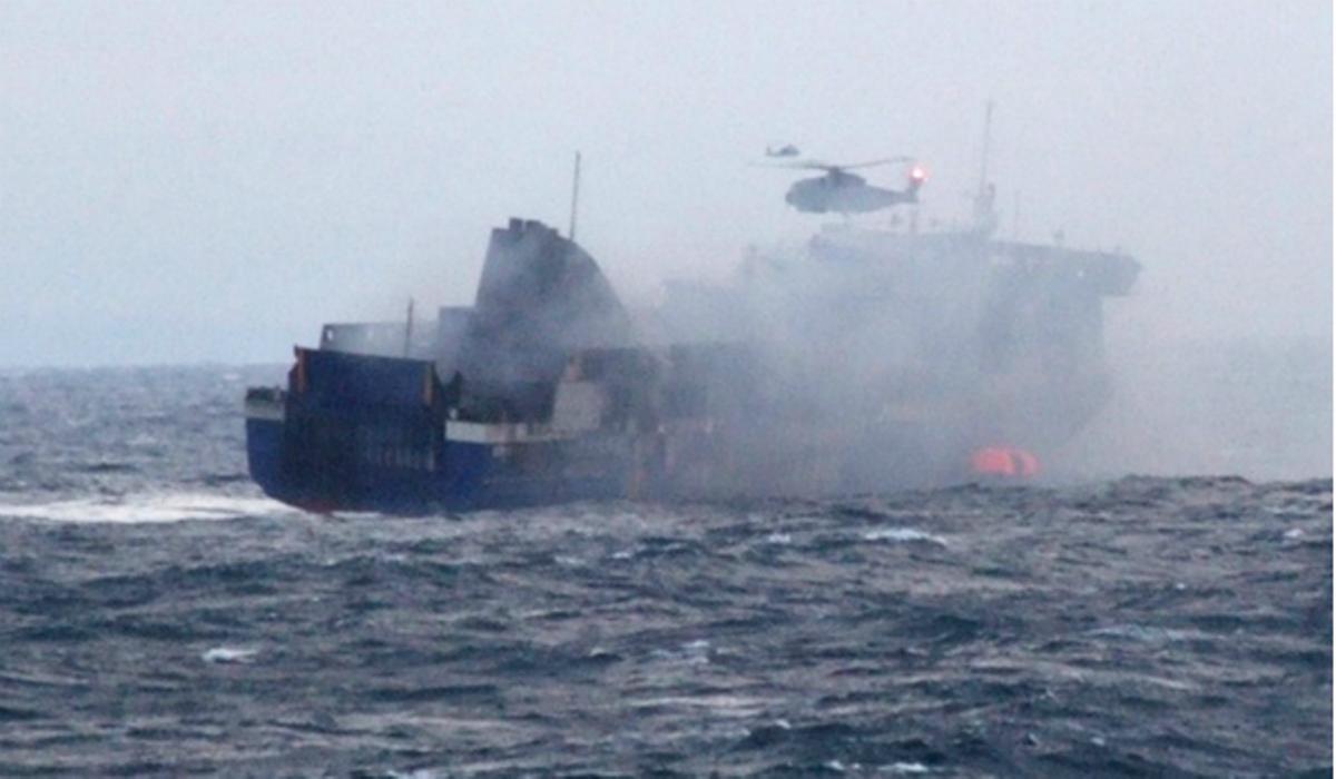 El temporal que afecta el mar Adriàtic està complicant molt les tasques de rescat del ferri italià ’Norman Atlantic’.