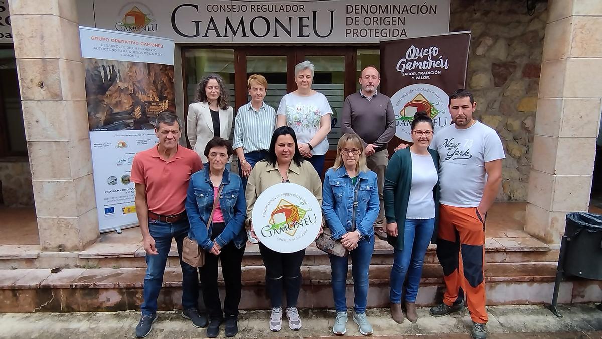 El Grupo Operativo Gamoneu presenta los avances  del muestreo de primavera en Cangas de Onís