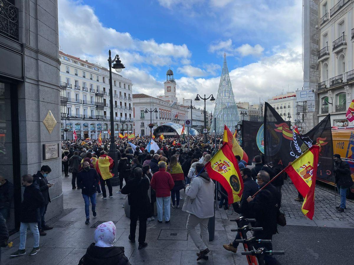 Agentes de todos los cuerpos salen a la calle contra la nueva ley mordaza.