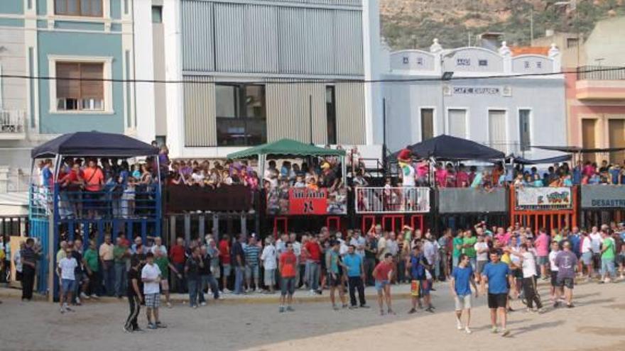 Almenara se viste el traje taurino