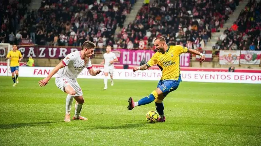 Resumen, goles y highlights de la Cultural Leonesa 0 - 3 UD Las Palmas de la jornada 28 de LaLiga Hypermotion