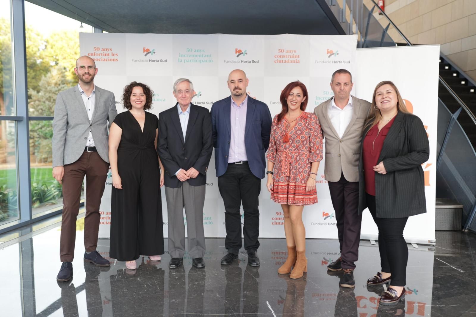 El equipo de la FHS durante la gala junto al expresidente de la entidad, Alfred Domínguez.jpeg