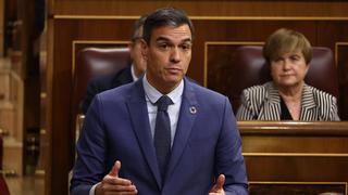 Sánchez culpa a Guindos del informe del BCE crítico con el impuesto a la banca: "Fue ministro del PP"