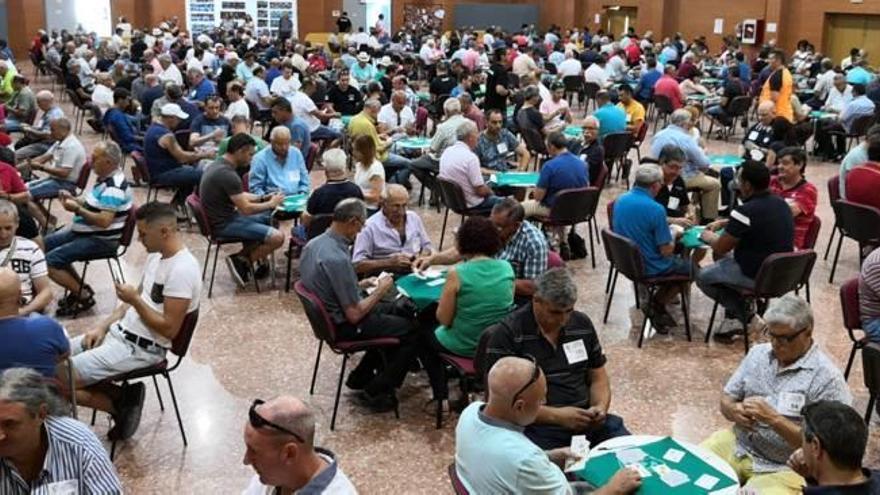 Más de 400 personas participaron durante la competición.