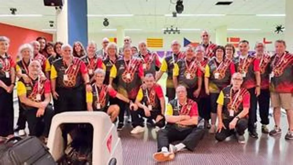 Sant Esteve de Sesrovires aconsegueix medalles de plata i bronze en l’europeu de bowling