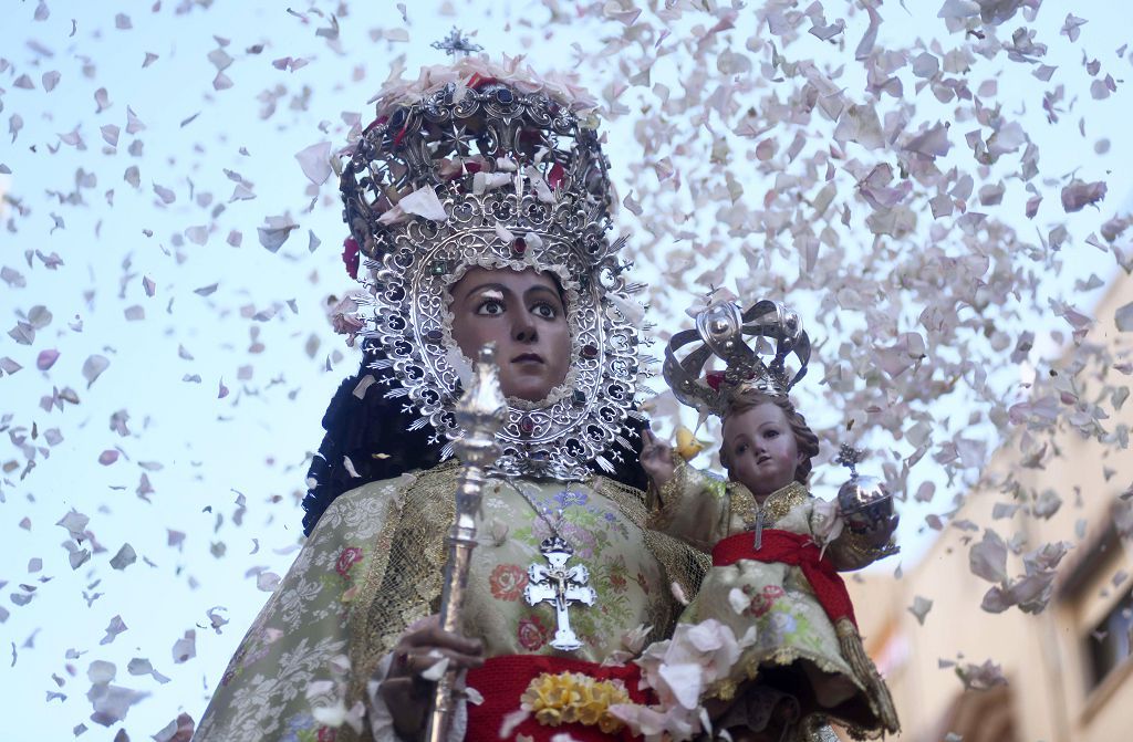 Así ha sido el regreso de la Virgen de la Fuensanta a su monasterio en Algezares