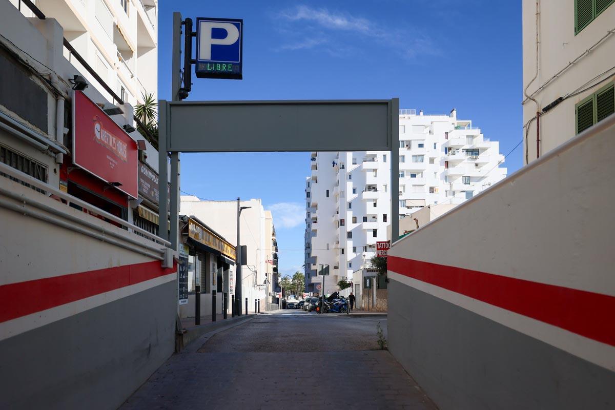 Parking subterráneo de Plaza de España en Sant Antoni