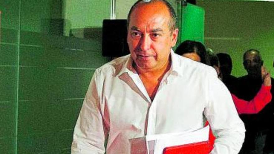 Julio Cruz en una imagen cuando era secretario de Organización del PSOE.