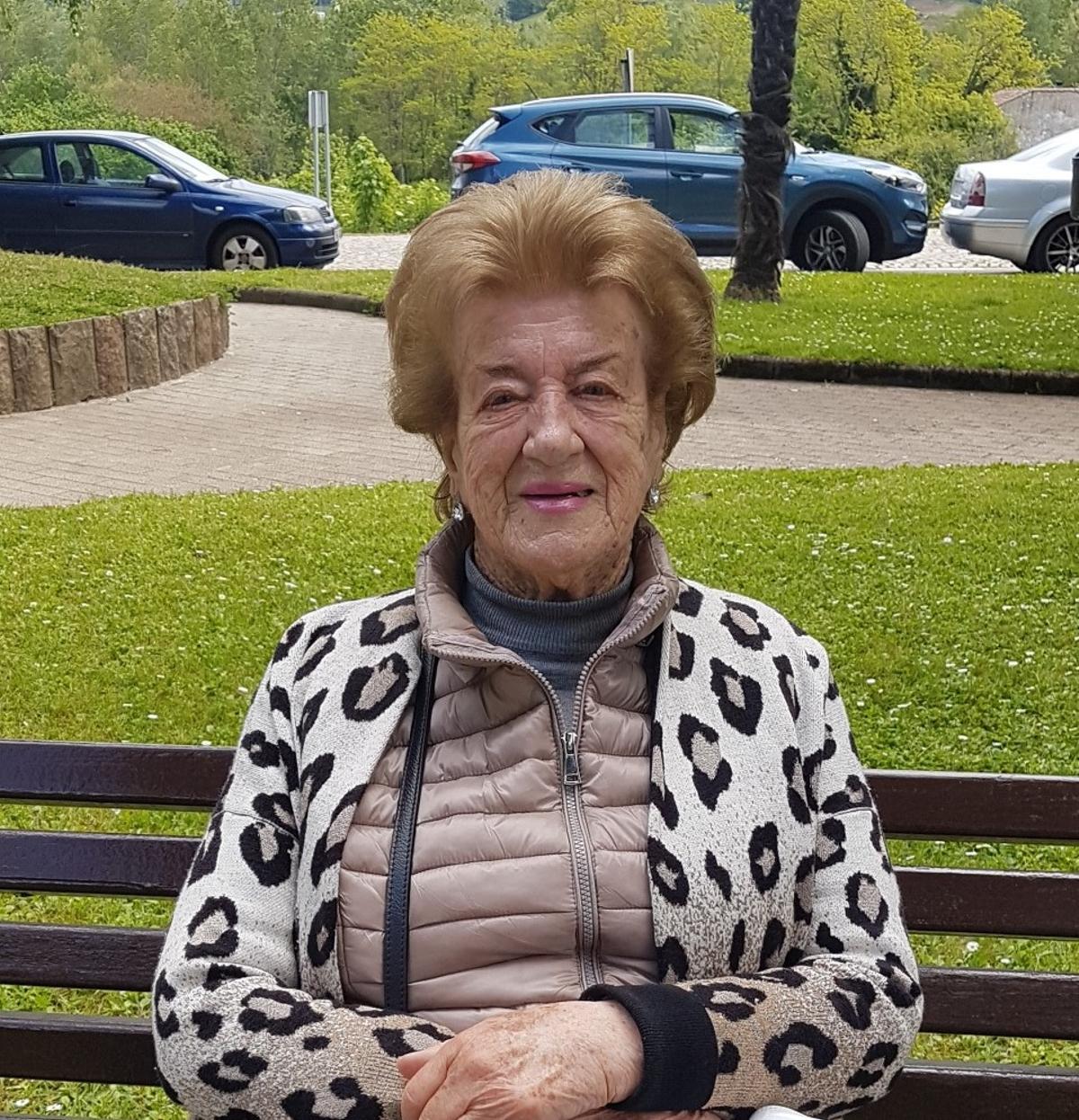 La docente, en el parque de Abao, en una imagen cedida por su familia.