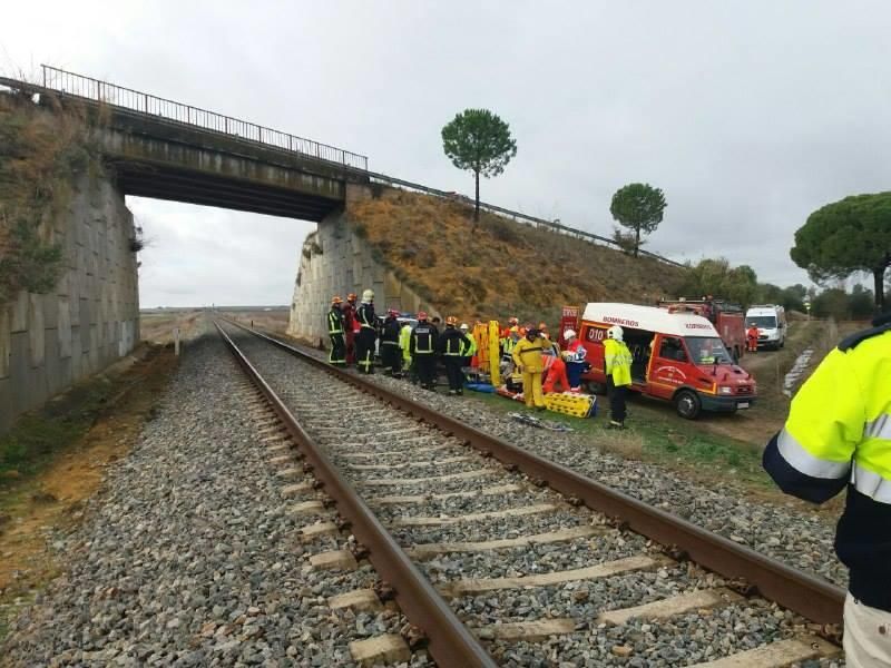 Descarrilamiento de un tren en Arahal que salió de Málaga