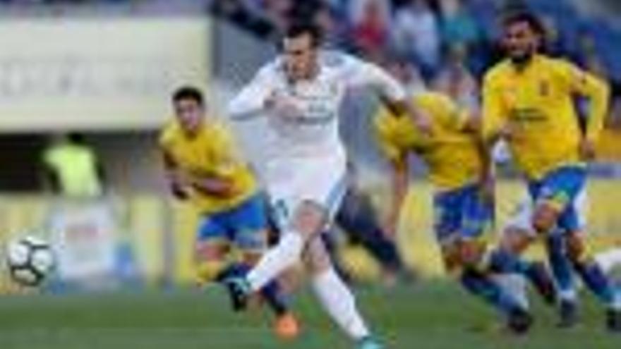 Bale, anotant el seu segon gol davant els canaris.