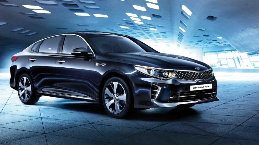 El Kia Optima GT.