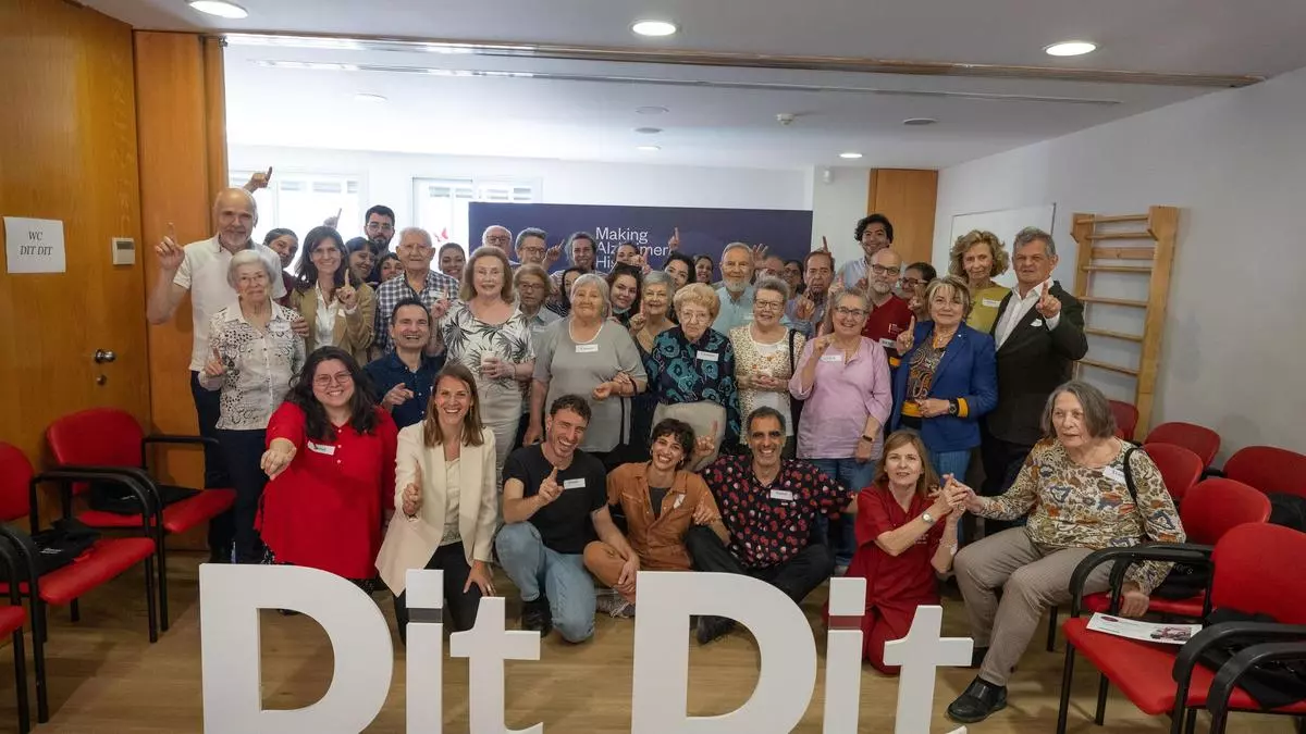 La dansa aplicada com a teràpia no farmacològica per tractar l'Alzheimer
